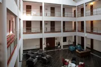 L'Epi Hotel Hotels in Maintenon