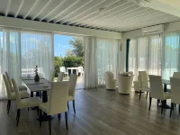 Hotel Aristeo Hotels near 105 Stadium
