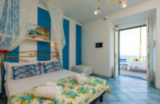 根納羅住宅酒店