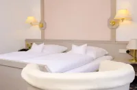 Schreyers Hotel Restaurant Mutzel Hotels in Hochenschwand