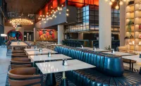 Radisson Red Johannesburg, Rosebank