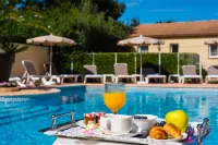 Hôtel Ariane - Pools