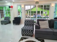 PeSheres Inn & Spa Hotels in Bon Accord