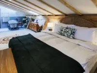 Chalet Antoine Hotels near مركز المدينة