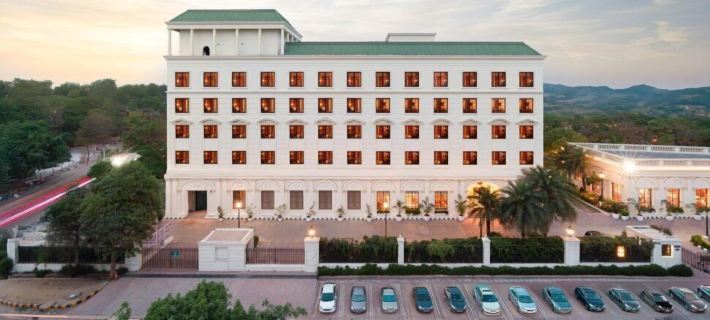 DLF City Club 3 Hotéis em Gurgaon