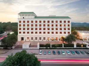 DLF City Club 3