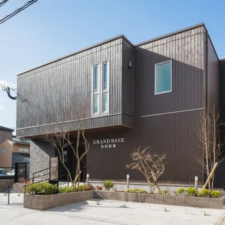 Grand Base Beppu Ekihigashi