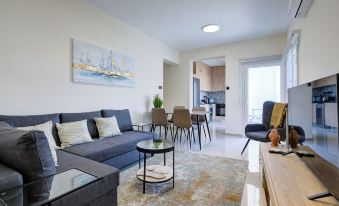 74 Prokymea- Steps from the Sea, Downtown, Balcony