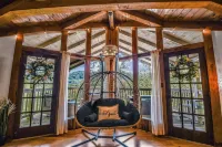 Cliff Haven 1 Bedroom Cabin by RedAwning