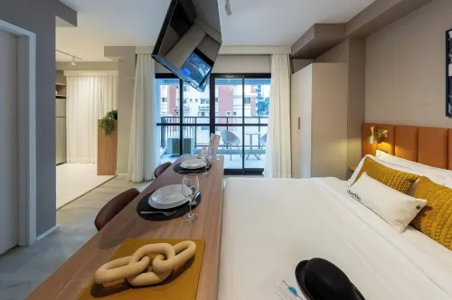 Charlie Contemporaneo Jardins Essential