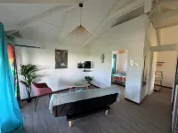 Moemiti Hotels in Te'avaro