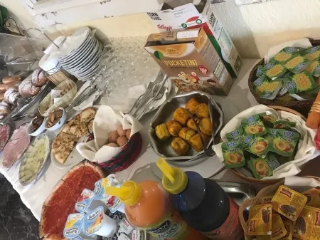 Cinquestelle Albergo del Centro Storico Отели в г. Палинуро