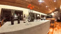 納烏艾爾烏森林 Spa 精品飯店 - 酒吧