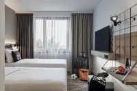 Moxy Hamburg City Отели в г. Гамбург