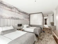Atheneum Suite Hotel Hotels near GM World