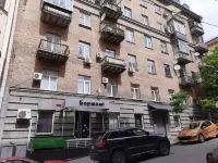 BestKievApartment Отели рядом с достопримечательностью «Национальный торгово-экономический университет»