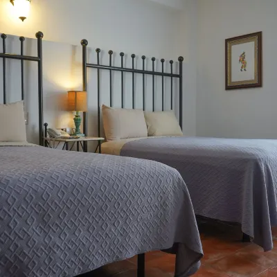 Hotel Real de Leyendas Hotels near Templo de Pardo