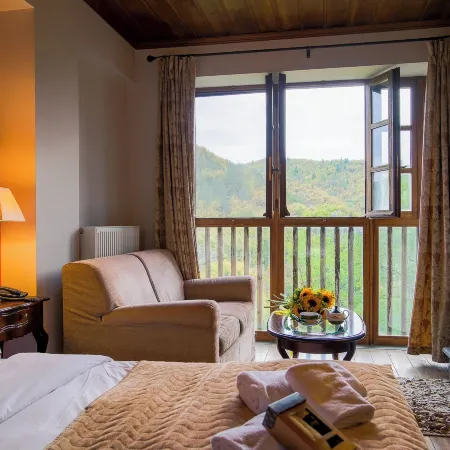 Kipi Mountain Resort Отели в г. Тимфея