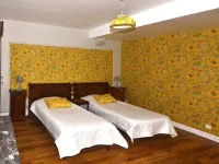 Les Chambres du Chapitre Hotels in Langres