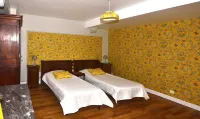 Les Chambres du Chapitre Hotels in Longeau-Percey