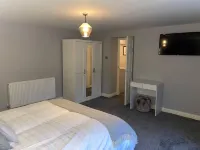 Cosy Apartment above Village Pub Hotel a Taddington