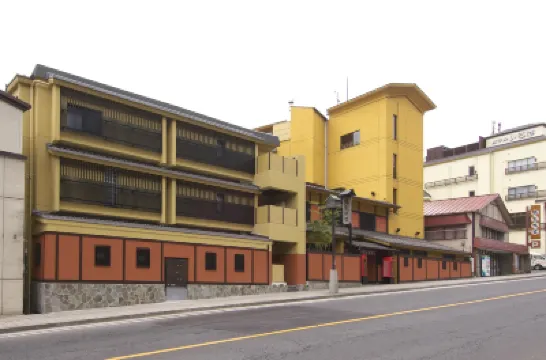 Koduchi No Yado Tsurukamedaikichi Hôtels à proximité de : Nikkozan Rin’nōji Temple sanbutsudo