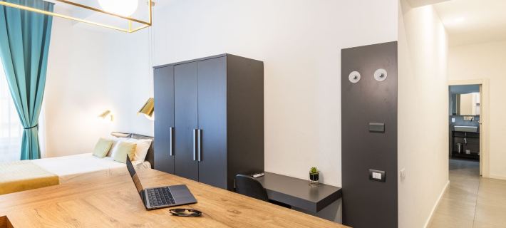 B&BCortese Hotels in Naples