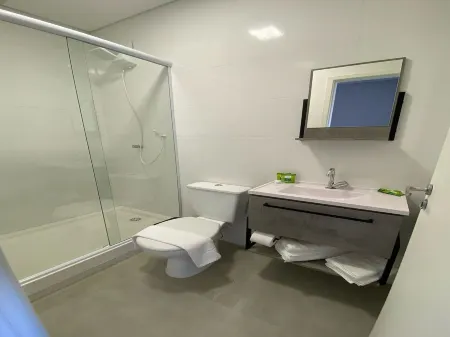 Nobre Hotel Отели в г. Эмбу