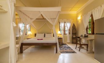 Allamanda Oleander Suite by YourHost