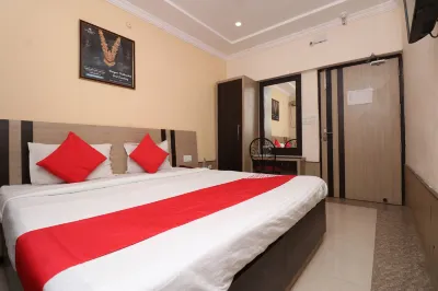 فندق سنترال Hotels near University of Lucknow