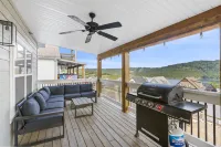 Ingallview at Branson Cove - Indoor Pool