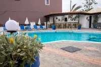 Irilena "by Checkin" - Pools