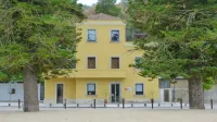 阿拉馬河堤俱樂部 Alferrarede住宿飯店