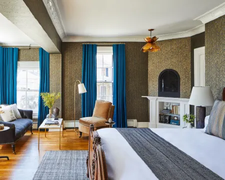 The Cliffside Inn Hotels in Newport