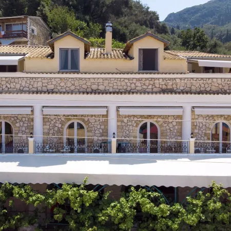 Sebastian's - Agios Gordios Beach