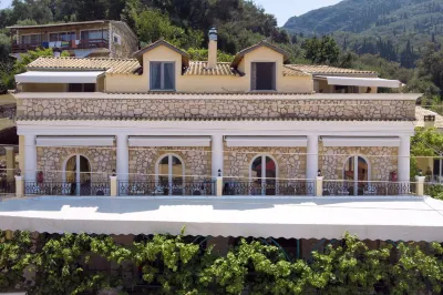 Sebastian's - Agios Gordios Beach Các khách sạn ở 