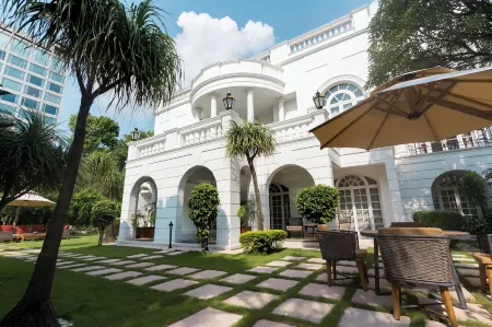 泰姬陵路克瑙飯店