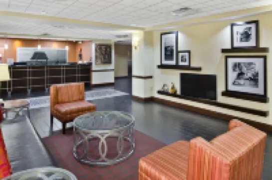 Hampton Inn Hinesville Hotels in Hinesville