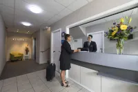 歸安服務式公寓