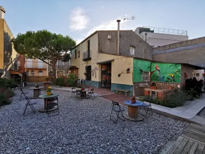 Mucha Masia Hostel Rural Urba Hotel a 