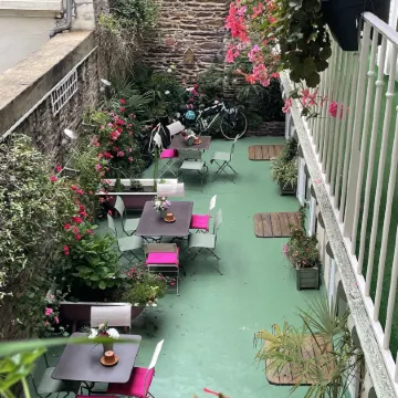 Garden Hotel Rennes Centre Gare