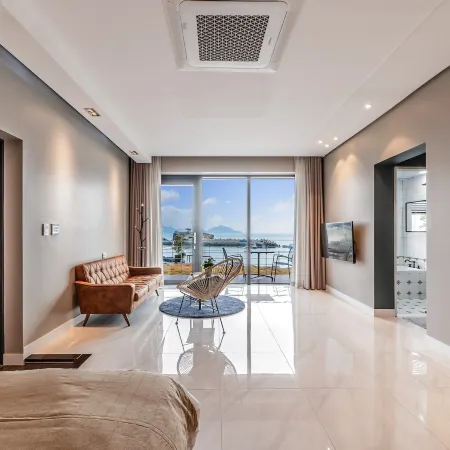 Namhae Lounge 32 Resort A