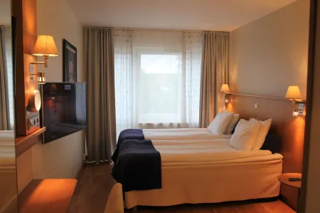 哈蘭貝斯特韋斯特飯店