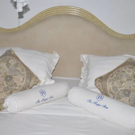 Tropic Inn Hotel
