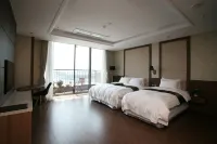 Benikea Hotel Yeosu - balcony