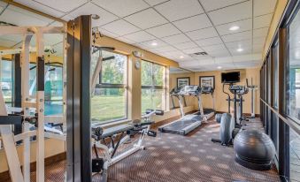 Holiday Inn Express & Suites Canton