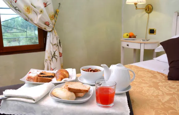 迪莫拉斯託裏卡安蒂卡旅館