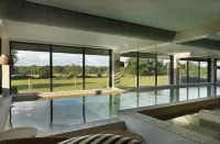 New Park Manor Hotel - A Luxury Family Hotel