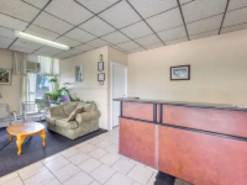 The Gables Inn Hotels in Sarnia