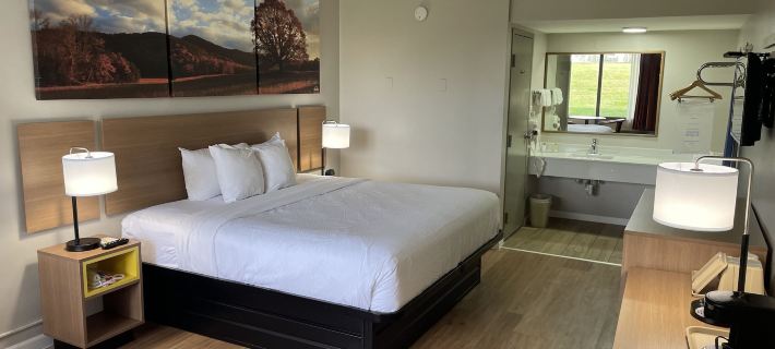 Days Inn by Wyndham Valdosta/Near Valdosta Mall Отели в г. Лаундс